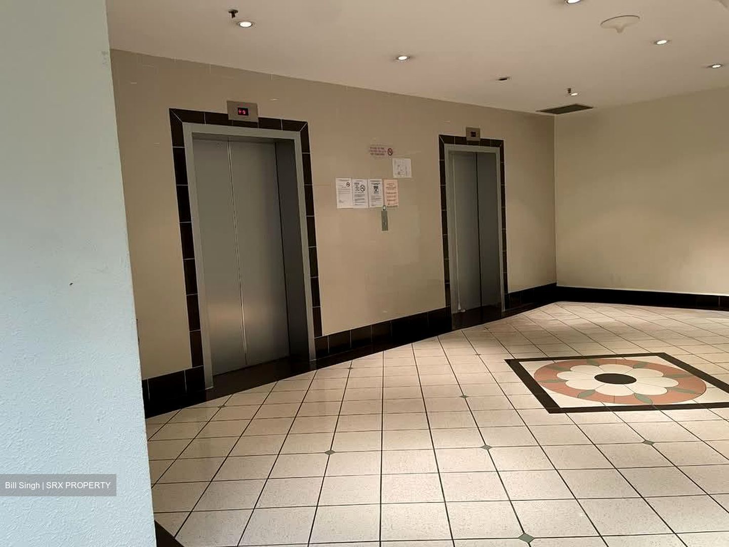 Parklane Shopping Mall (D7), Office #545150611
